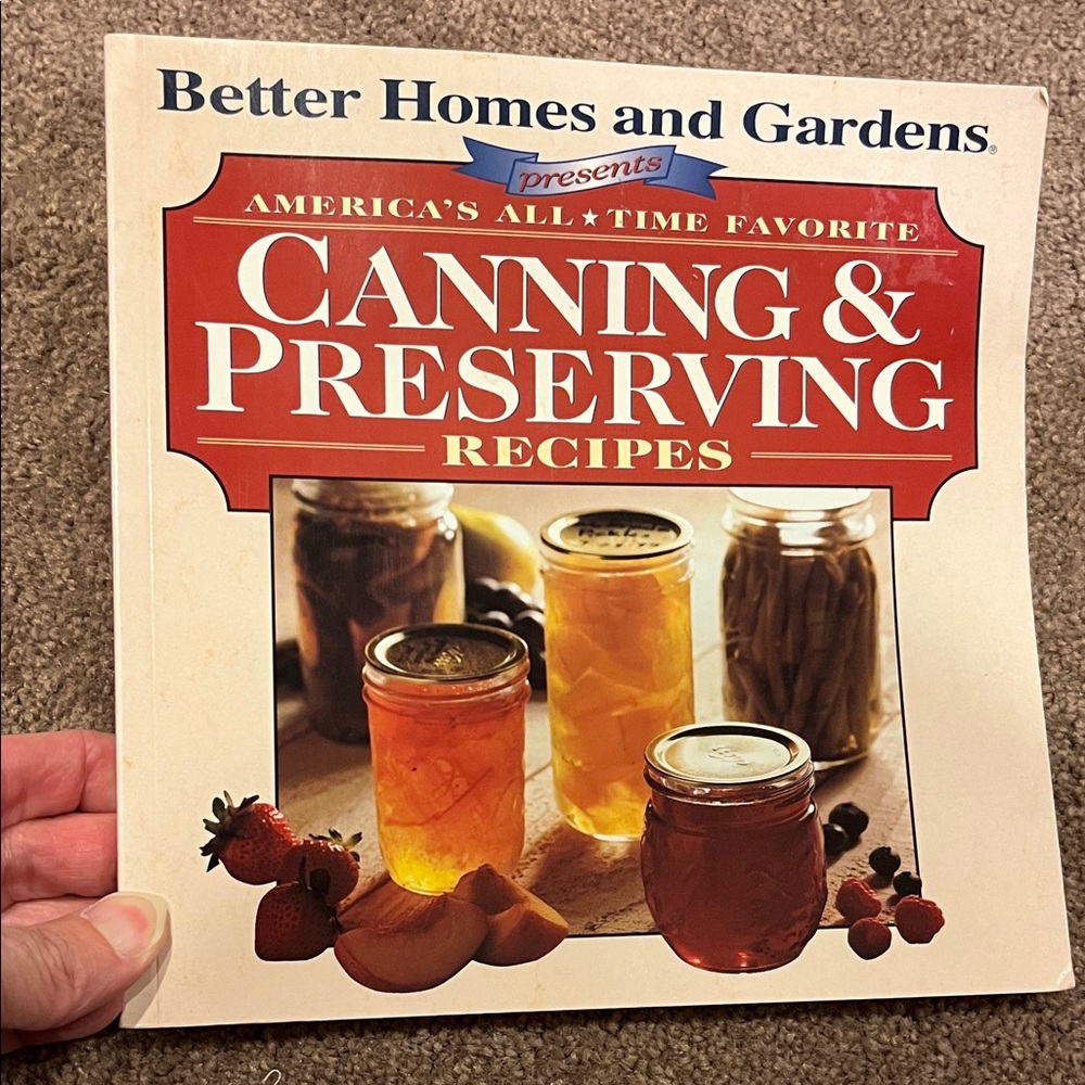 Better Homes and Gardens Canning & Preserving Recipes - Red and Cream Cover